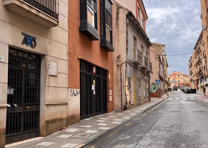 Homely Malaga Jinetes Loft